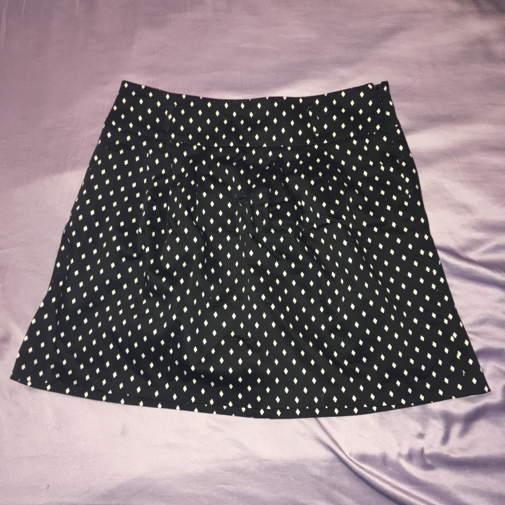 Black White Skirt Diamond Pattern